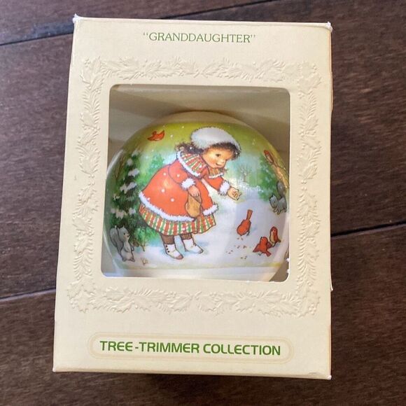 Vintage Hallmark keepsake unbreakable satin ornament Granddaughter 1979 - Picture 1 of 5
